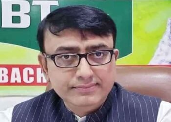 రోడ్డు ప్రమాదానికి గురైన ఎంబీటీ నాయకుడు