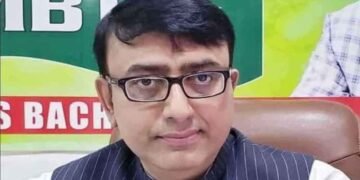 రోడ్డు ప్రమాదానికి గురైన ఎంబీటీ నాయకుడు