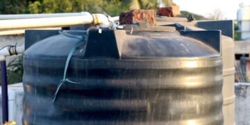 యూనివర్సిటీలో వాటర్ ట్యాంక్‌లో మహిళ మృతదేహం