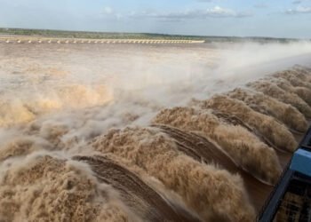 కర్ణాటక నుంచి తెలంగాణకు నీరు విడుదల