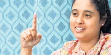 అక్షరాల నిప్పురవ్వ!