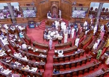 రాజ్యసభలో గందరగోళం.. అదానీ వ్యవహారంపై విపక్షాల పట్టు..!