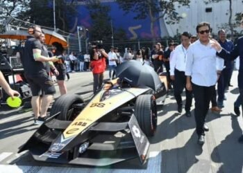 హై కోర్టులో కేటీఆర్ కు చుక్కెదురు