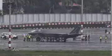 ఎట్టకేలకు కేరళను వీడిన బ్రిటన్‌ ఫైటర్‌ ఎఫ్-35