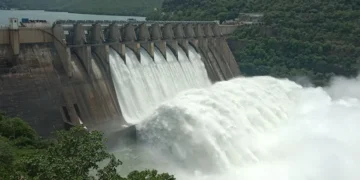 కృష్ణమ్మ ఉరకలు..!