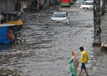 పాక్‌లో వ‌ర‌ద‌ బీభ‌త్సం…వందల్లో మృతులు