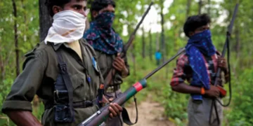 ఇన్‌ఫార్మర్ నేపథ్యంతో ఇద్దరు గ్రామస్తులు హత్య