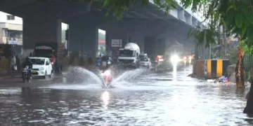 పలు జిల్లాల్లో భారీ వర్షాలు