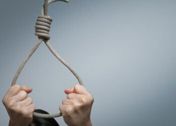 శ్రీ చైతన్య కాలేజీలో ఇంటర్ విద్యార్థిని ఆత్మహత్య