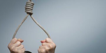 శ్రీ చైతన్య కాలేజీలో ఇంటర్ విద్యార్థిని ఆత్మహత్య